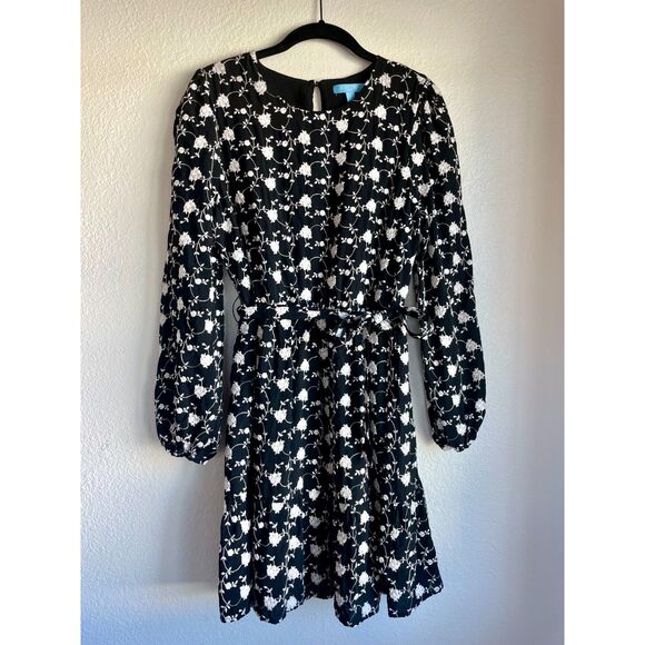 Draper James Women's Embroidered Long Sleeve Short Dress in Black & White Size M - Picture 7 of 16